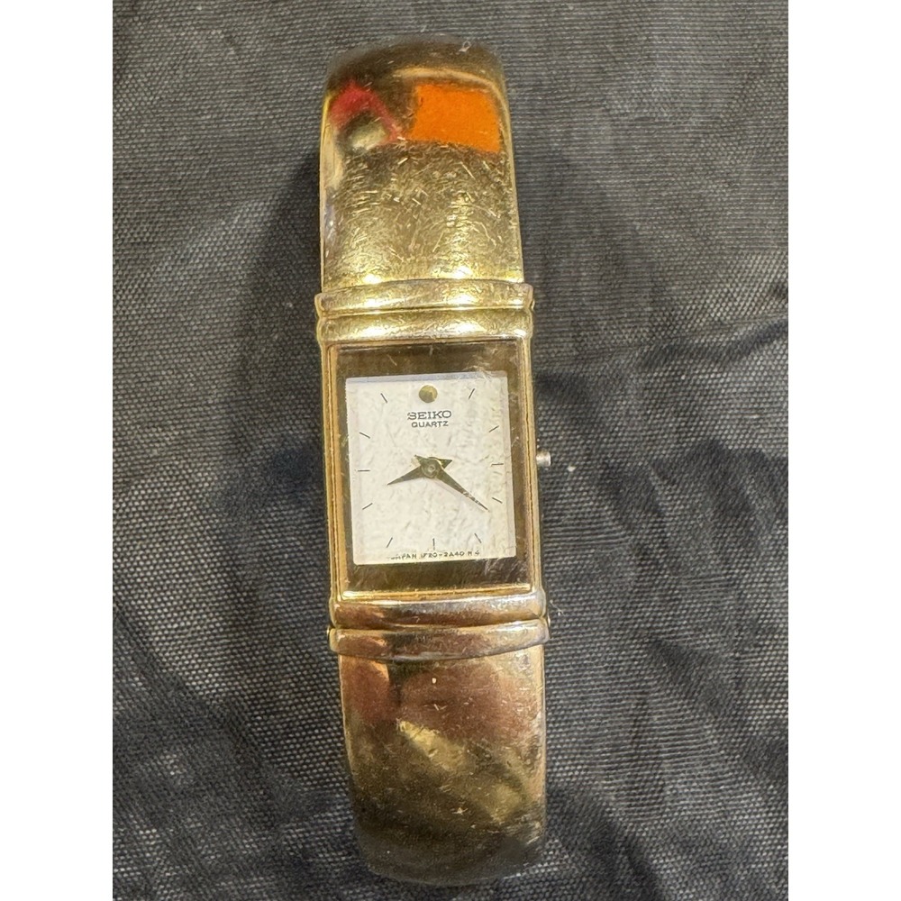 Seiko Quartz 1F20-5K19‎ Ladies Bracelet Watch, For Parts/Repair